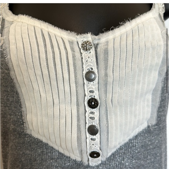 Free People Grey Lace and Ruffle Tank Top size M - Picture 2 of 11
